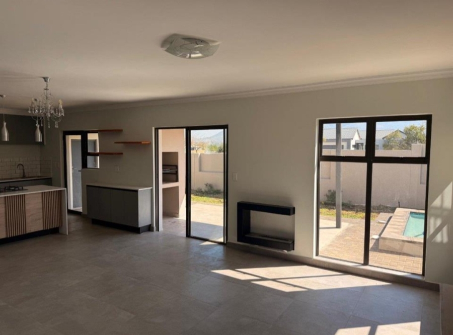 4 Bedroom Property for Sale in La Camargue Private Country Estate North West